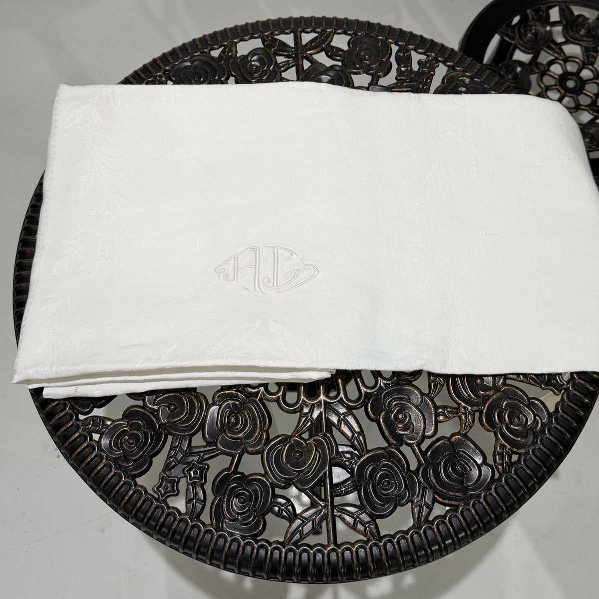 Large Tablecloth | Vintage Damask Linen